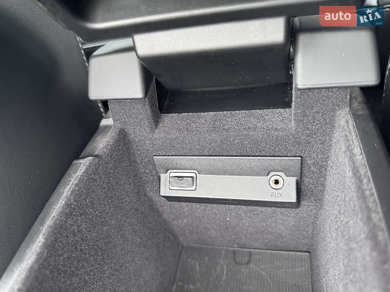 Універсал Volvo V70 2015 в Києві