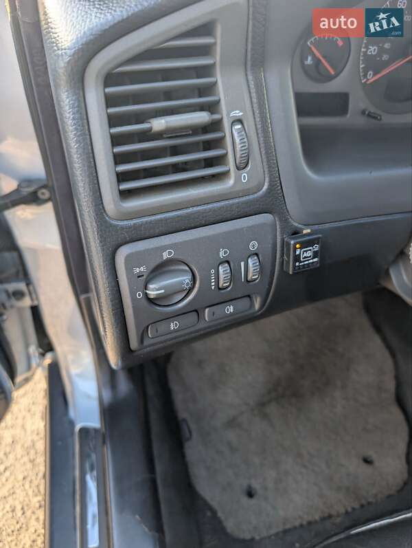 Универсал Volvo V70 2002 в Одессе фото 9 Универсал Volvo V70 2002 в Одессе