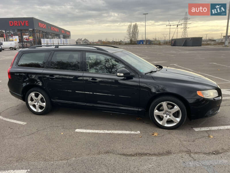 Універсал Volvo V70 2008 в Миколаєві