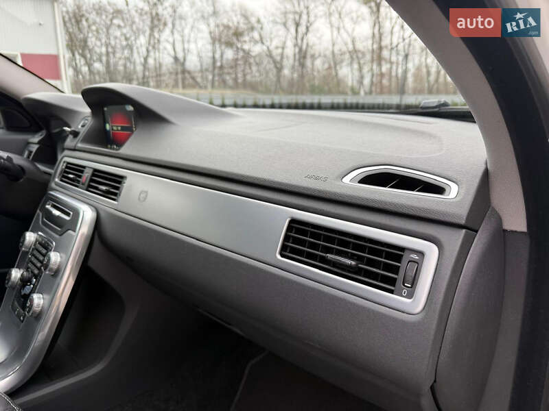 Універсал Volvo V70 2014 в Луцьку фото 35 Універсал Volvo V70 2014 в Луцьку