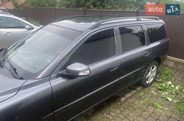 Универсал Volvo V70 2006 в Черновцах