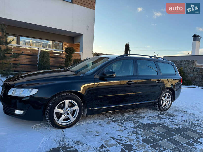 Универсал Volvo V70 2015 в Стрые