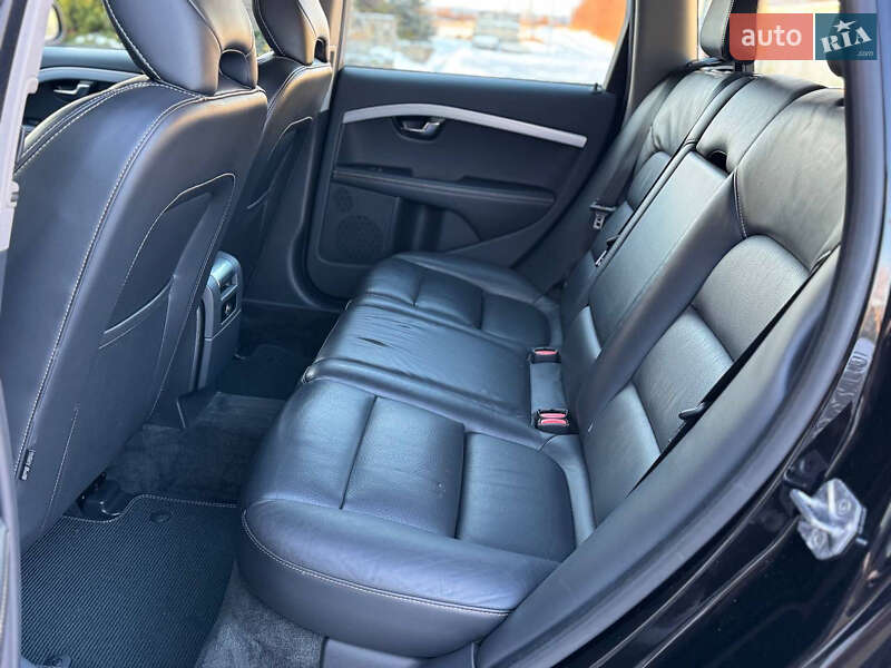 Универсал Volvo V70 2015 в Стрые