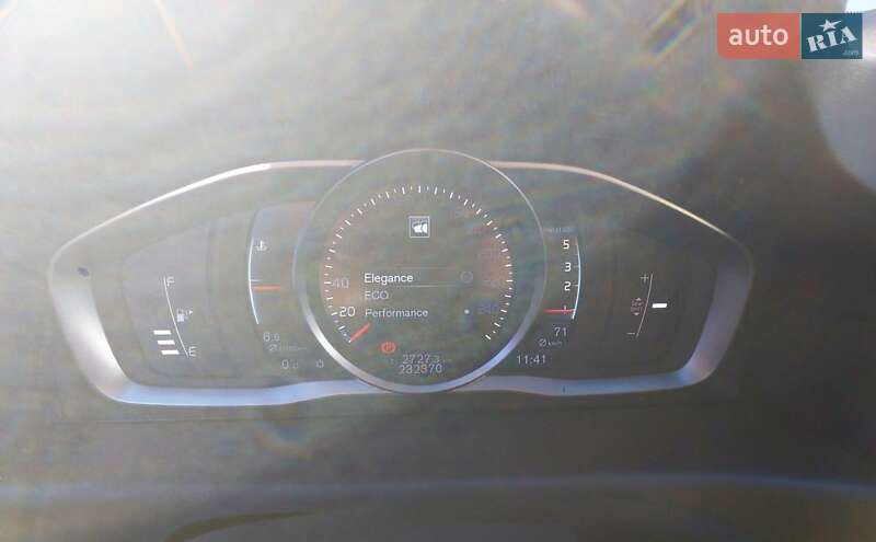 Универсал Volvo V70 2016 в Бродах фото 44 Универсал Volvo V70 2016 в Бродах