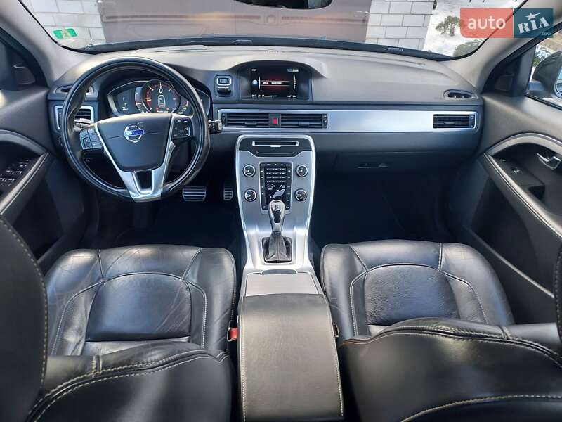 Универсал Volvo V70 2015 в Бродах фото 48 Универсал Volvo V70 2015 в Бродах