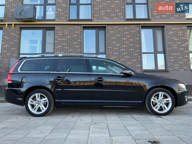 Универсал Volvo V70 2013 в Львове