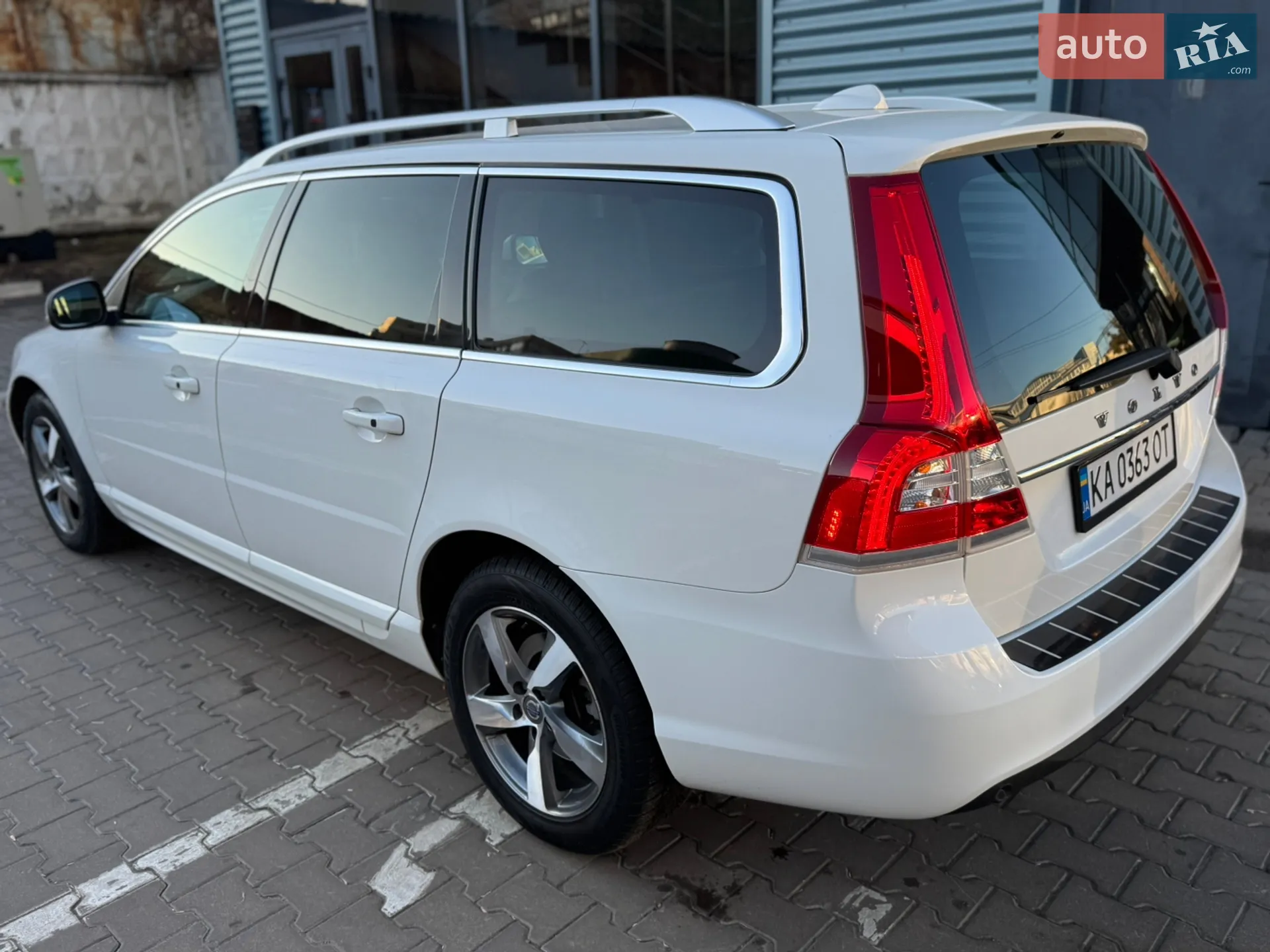 2013 Volvo V70 - мініатюра 4