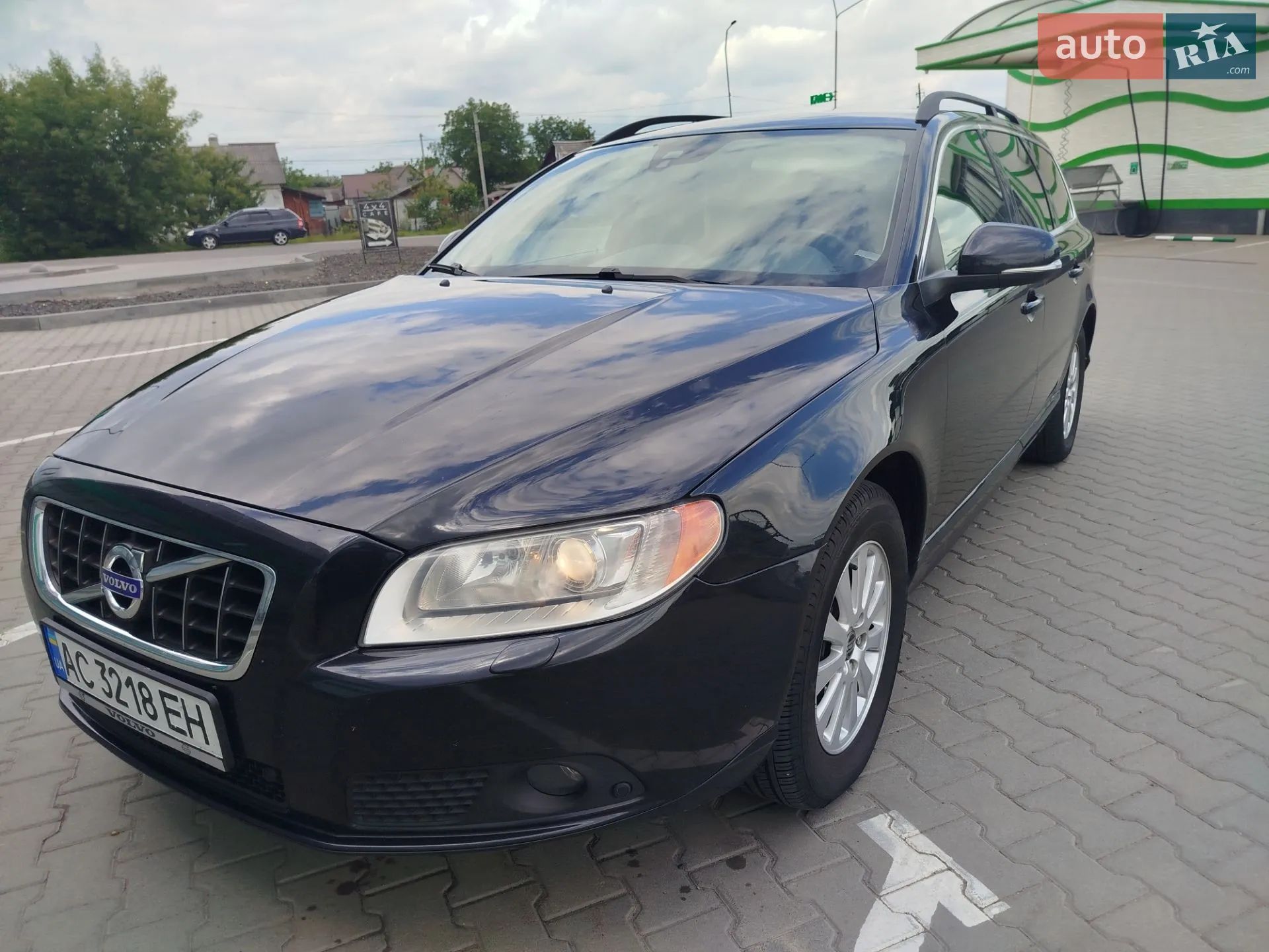 2011 Volvo V70 - мініатюра 2