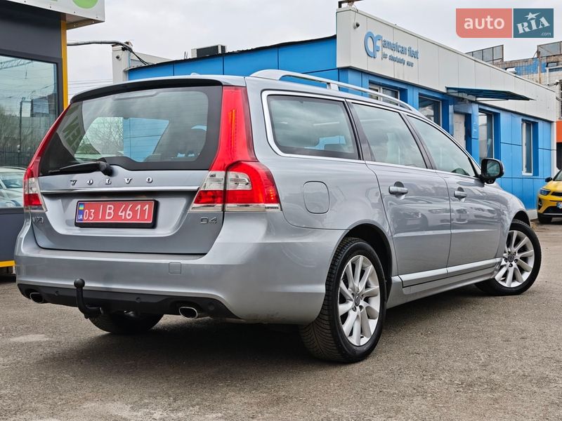 Универсал Volvo V70 2015 в Киеве
