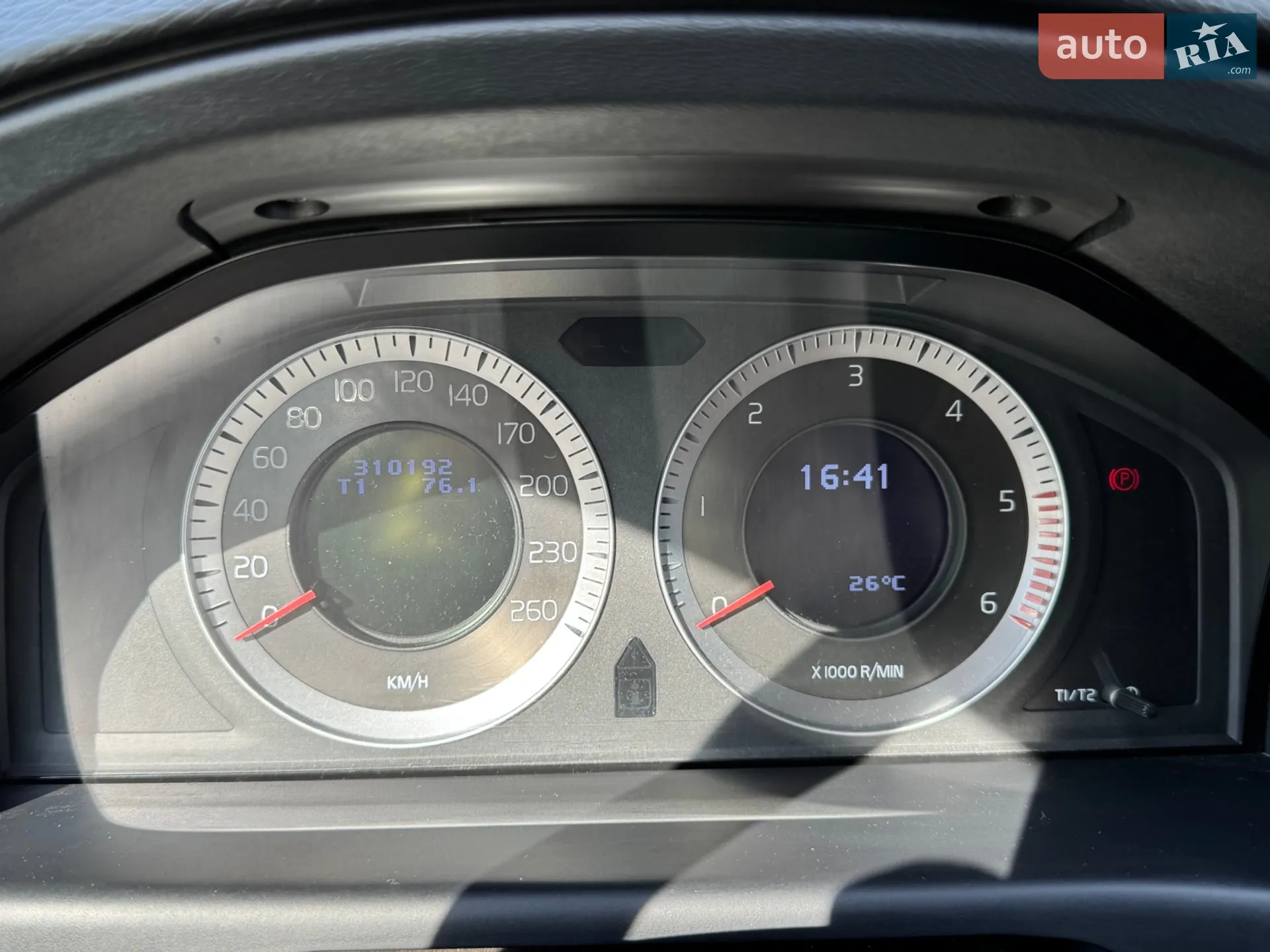 2010 Volvo V70 - мініатюра 10