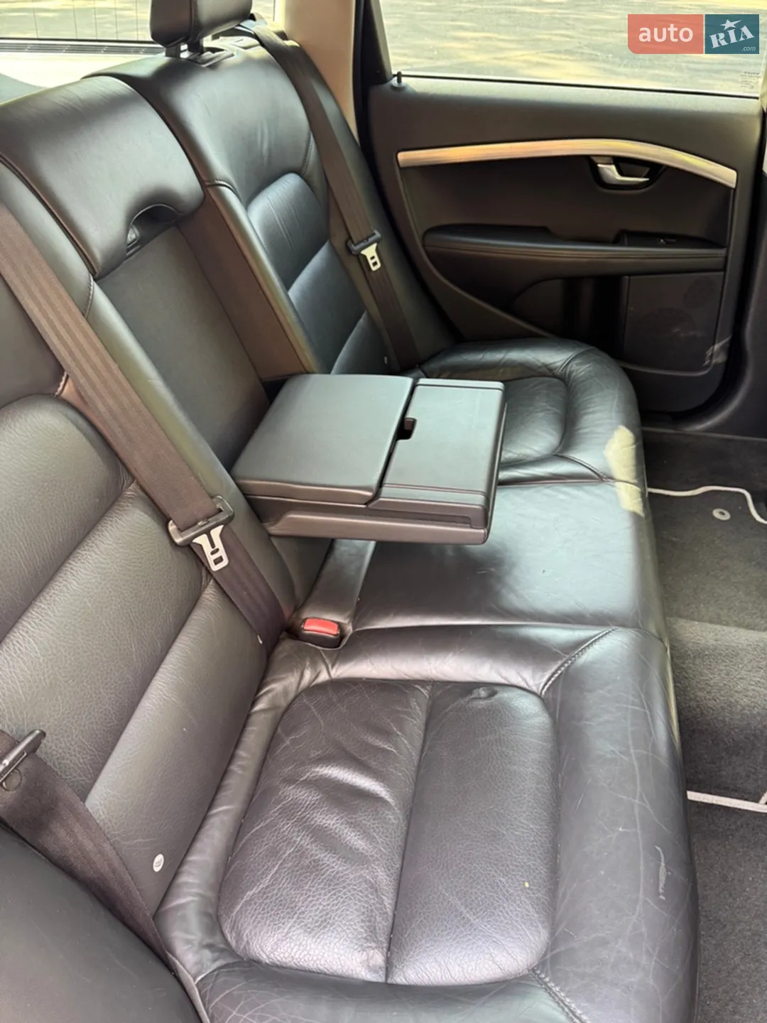 2010 Volvo V70 - мініатюра 15