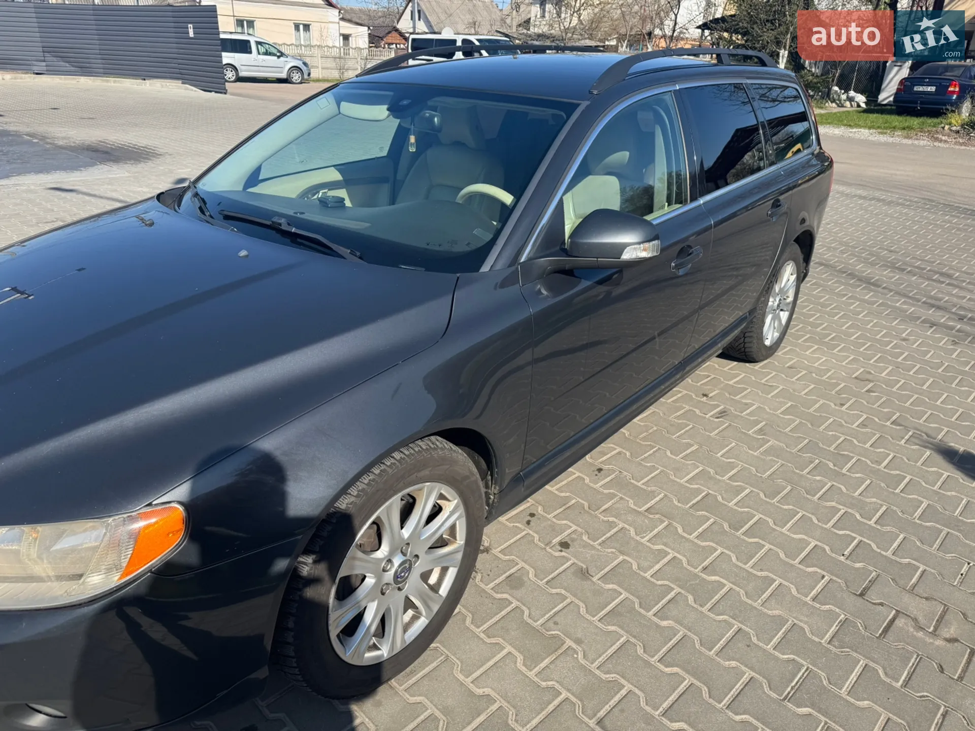 2011 Volvo V70 - мініатюра 7
