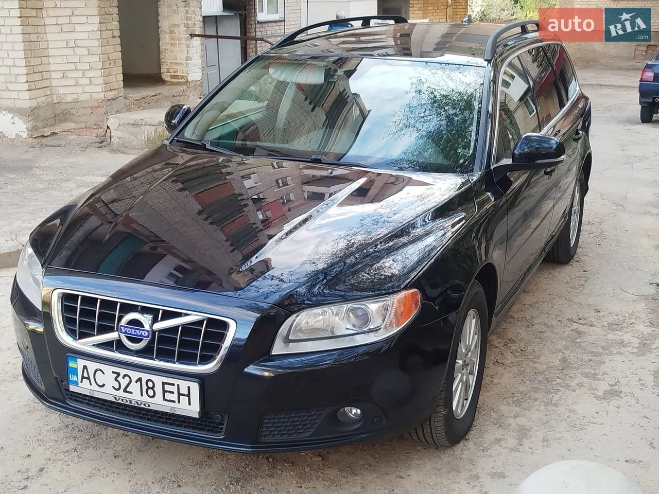 2012 Volvo V70 - мініатюра 8