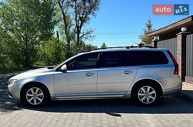 Универсал Volvo V70 2011 в Белогородке