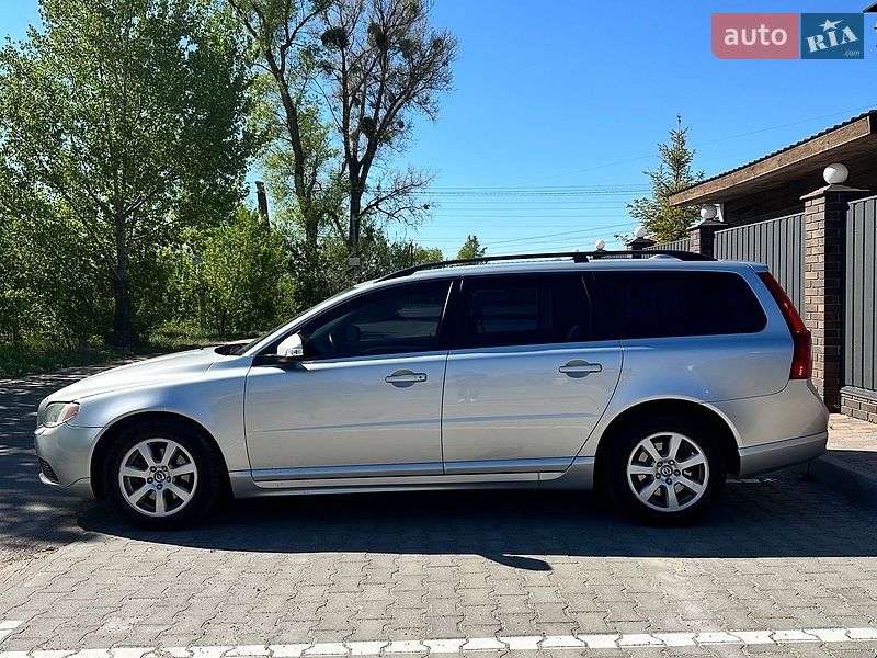 Универсал Volvo V70 2011 в Белогородке