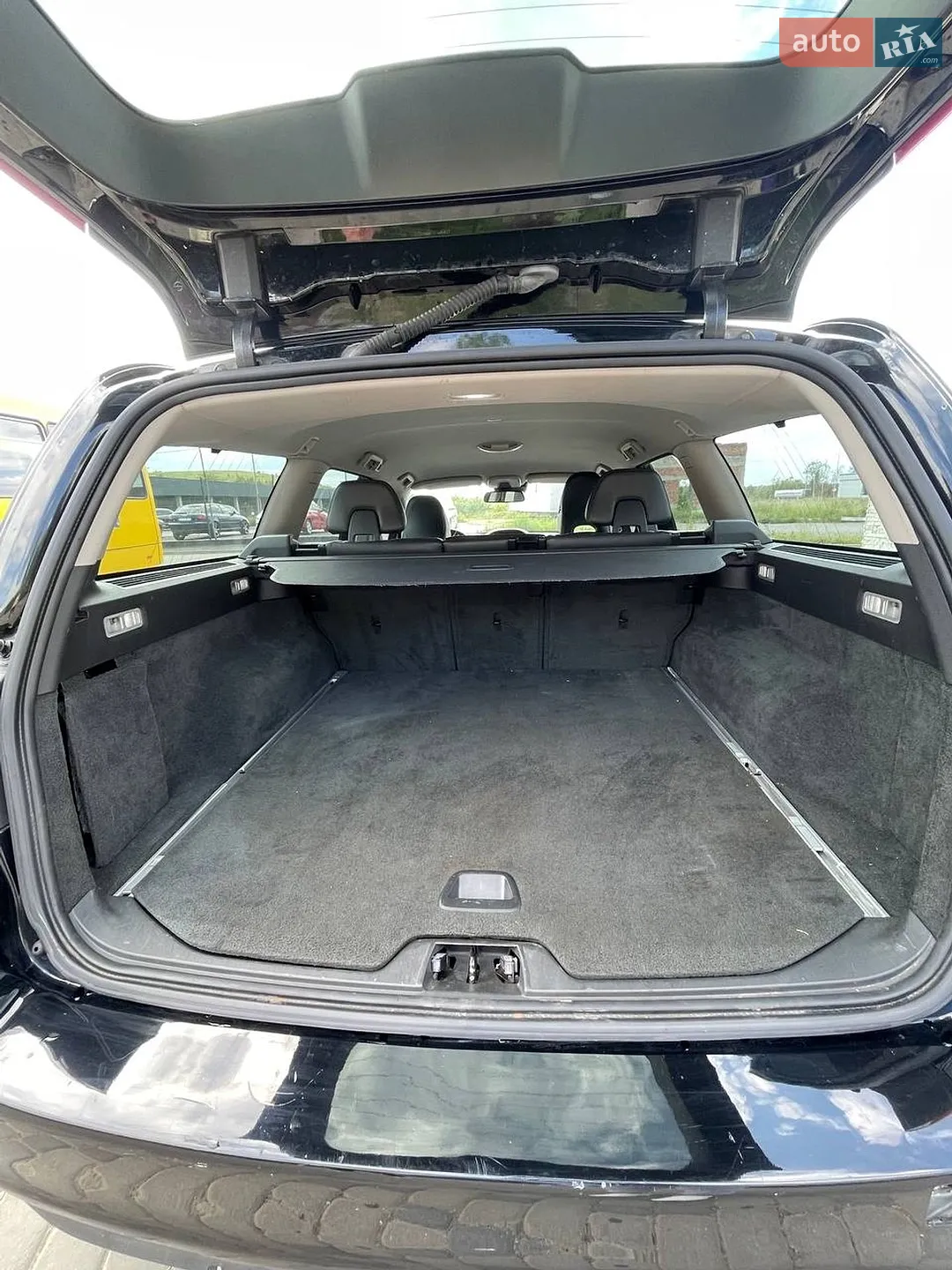 2013 Volvo V70 - мініатюра 4