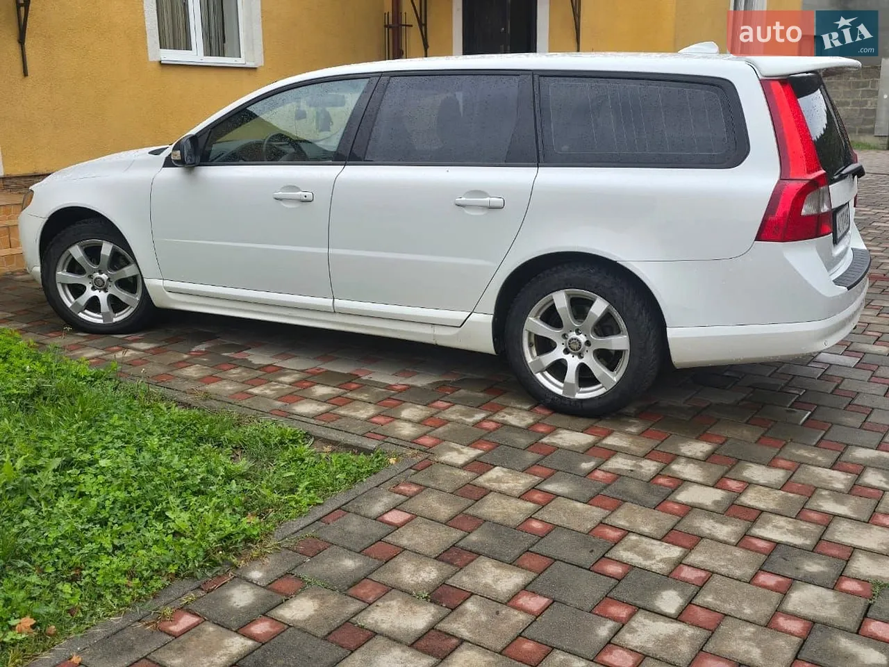 2010 Volvo V70 - мініатюра 61