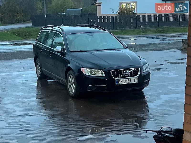 Volvo V70 2010