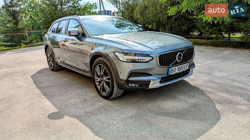 Volvo V90 Cross Country 2017