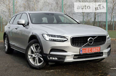 Универсал Volvo V90 Cross Country 2019 в Львове