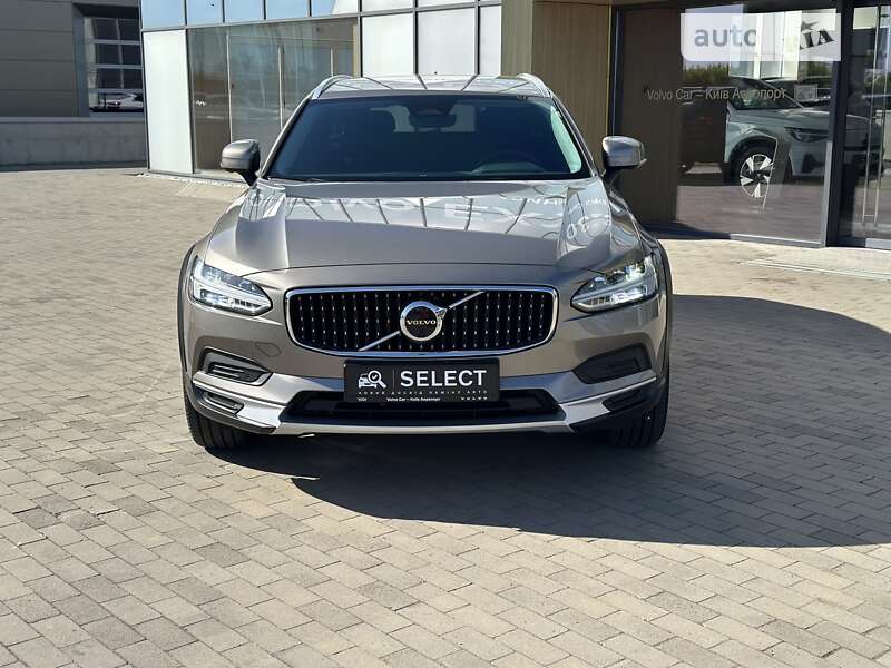 Универсал Volvo V90 Cross Country 2022 в Борисполе
