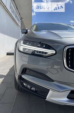 Универсал Volvo V90 Cross Country 2019 в Львове