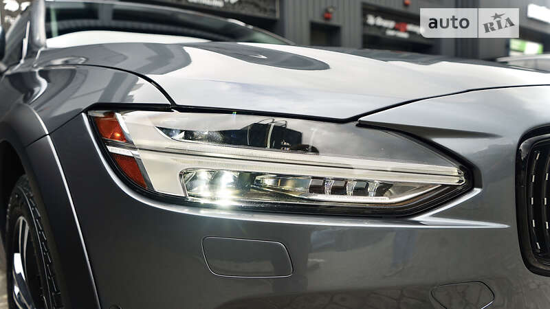 Универсал Volvo V90 Cross Country 2017 в Львове фото 3 Универсал Volvo V90 Cross Country 2017 в Львове