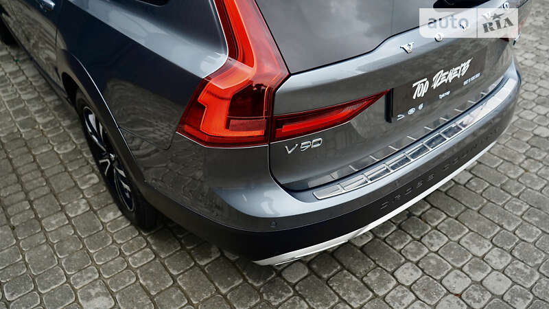 Универсал Volvo V90 Cross Country 2017 в Львове фото 12 Универсал Volvo V90 Cross Country 2017 в Львове