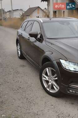 Универсал Volvo V90 Cross Country 2017 в Борисполе