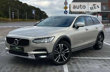 Универсал Volvo V90 Cross Country 2017 в Киеве