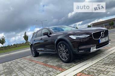 Универсал Volvo V90 Cross Country 2018 в Ровно