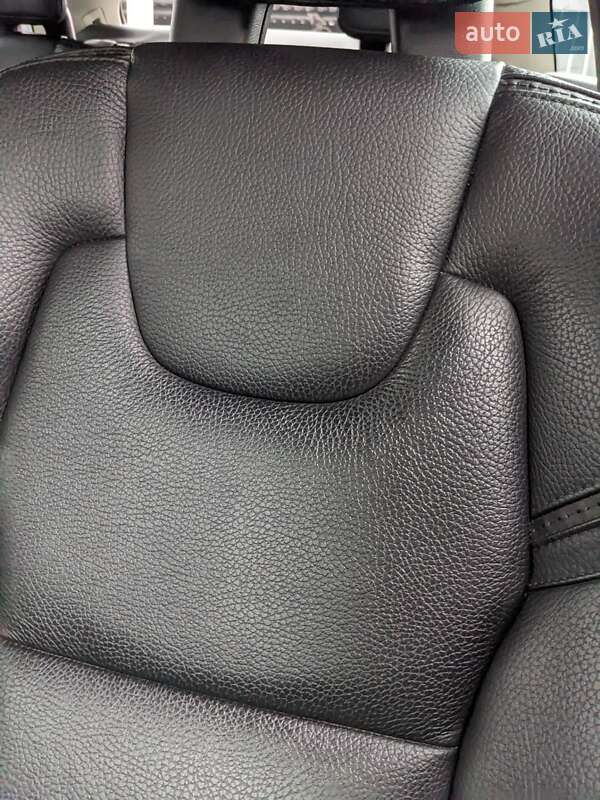 Універсал Volvo V90 Cross Country 2017 в Рівному фото 24 Універсал Volvo V90 Cross Country 2017 в Рівному