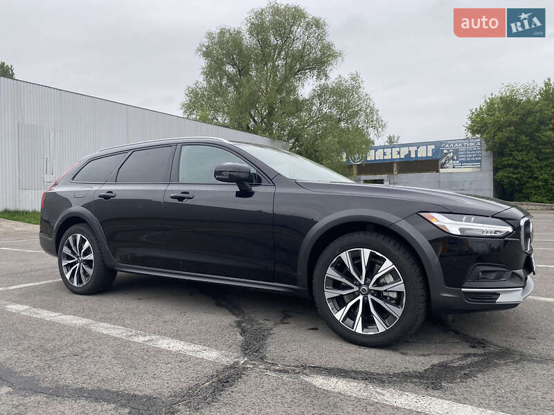 Універсал Volvo V90 Cross Country 2020 в Полтаві