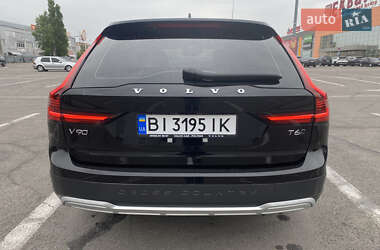 Универсал Volvo V90 Cross Country 2020 в 