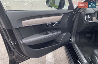 Универсал Volvo V90 Cross Country 2020 в 