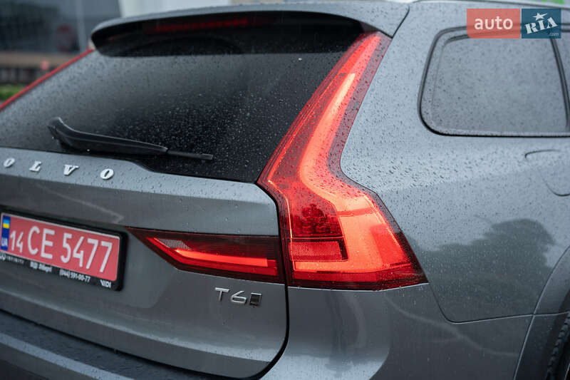 Універсал Volvo V90 Cross Country 2017 в Житомирі
