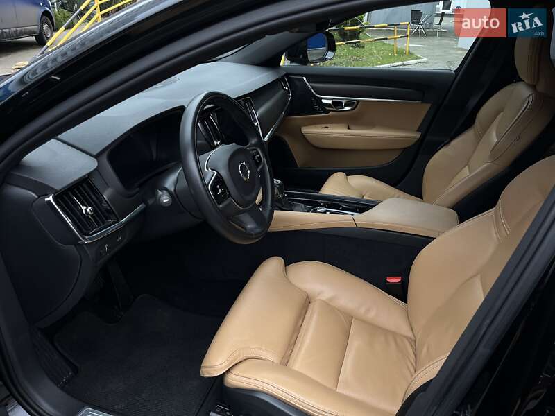 Універсал Volvo V90 Cross Country 2018 в Одесі