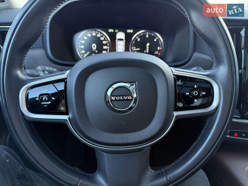 Универсал Volvo V90 Cross Country 2018 в Луцке