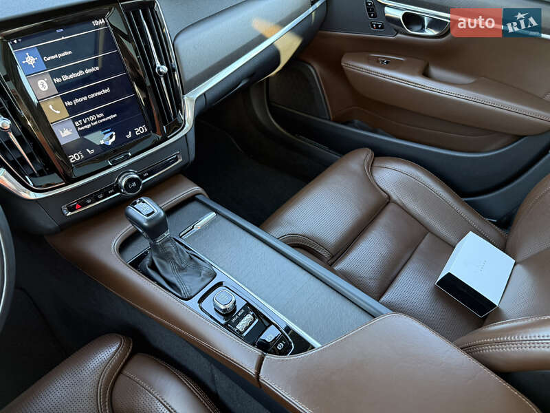 Универсал Volvo V90 Cross Country 2018 в Луцке