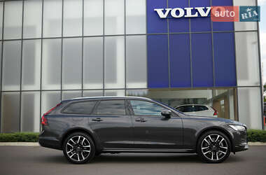 Універсал Volvo V90 Cross Country 2023 в 