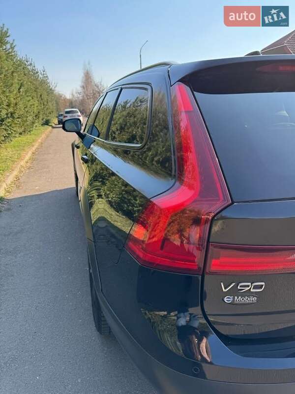Універсал Volvo V90 Cross Country 2017 в Рівному