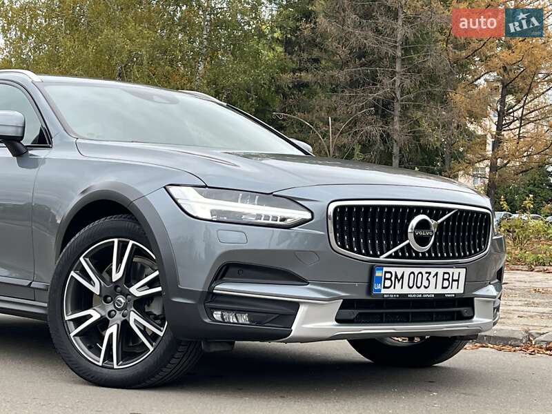 Універсал Volvo V90 Cross Country 2018 в Києві