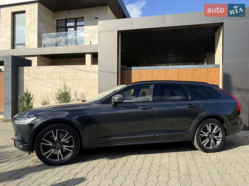 Універсал Volvo V90 Cross Country 2020 в Одесі фото 13 Універсал Volvo V90 Cross Country 2020 в Одесі
