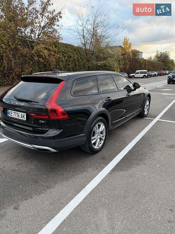 Универсал Volvo V90 Cross Country 2017 в Киеве фото 12 Универсал Volvo V90 Cross Country 2017 в Киеве