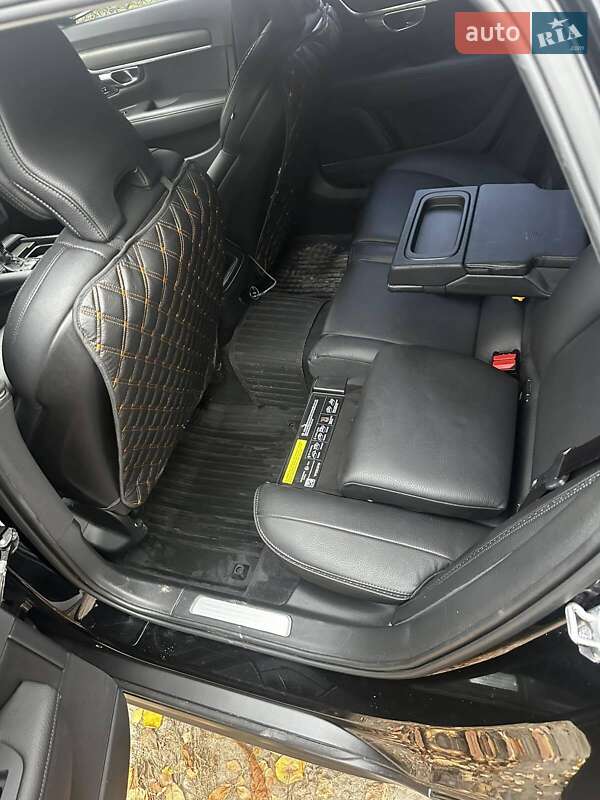 Универсал Volvo V90 Cross Country 2018 в Черкассах фото 16 Универсал Volvo V90 Cross Country 2018 в Черкассах