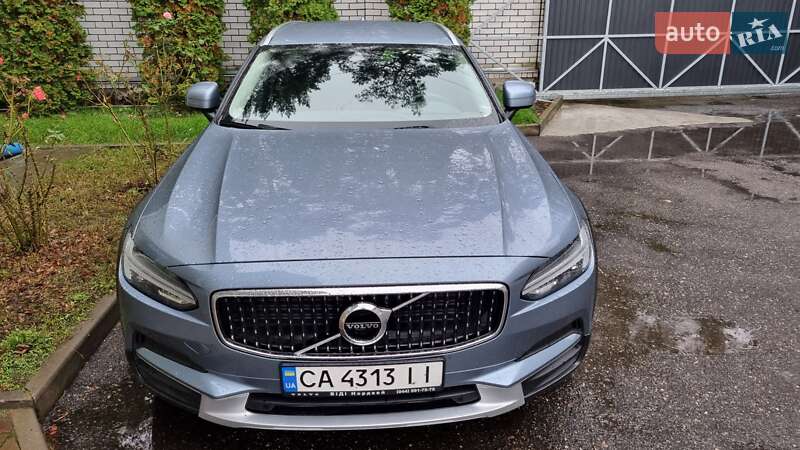 Универсал Volvo V90 Cross Country 2018 в Черкассах