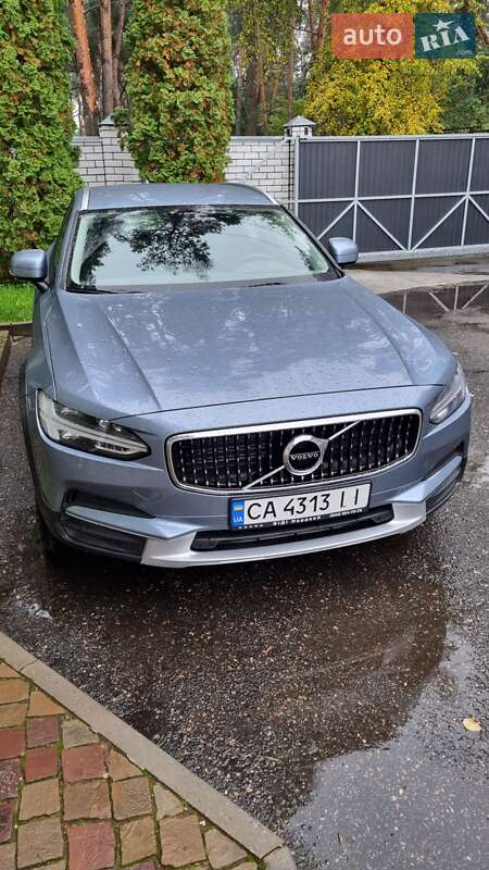 Универсал Volvo V90 Cross Country 2018 в Черкассах