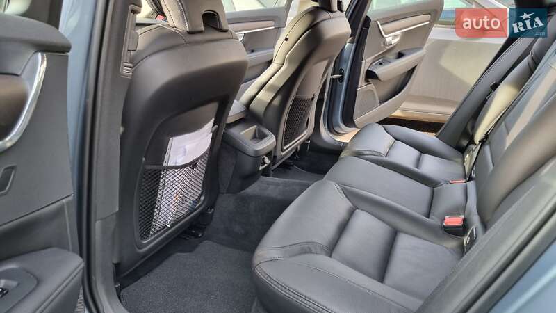 Универсал Volvo V90 Cross Country 2018 в Черкассах