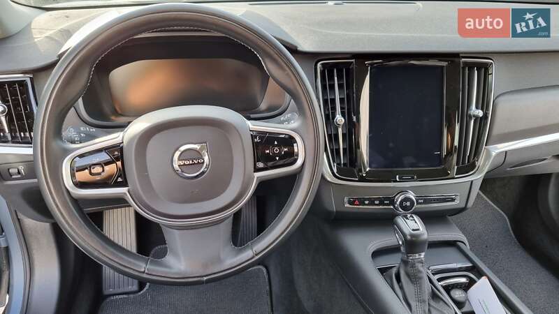 Универсал Volvo V90 Cross Country 2018 в Черкассах