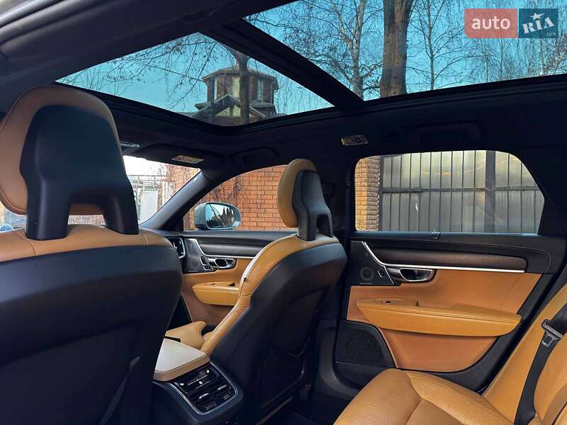 Універсал Volvo V90 Cross Country 2017 в Києві